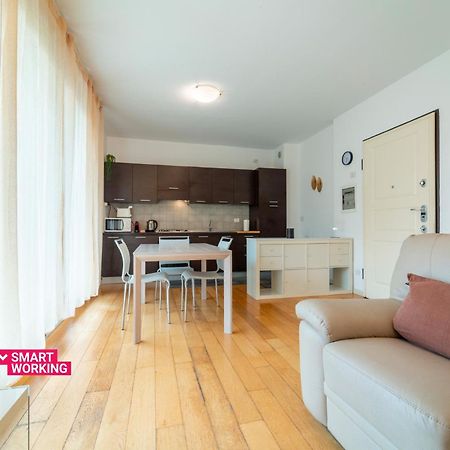 Easy Welcome Como Comfort Flat Exterior foto